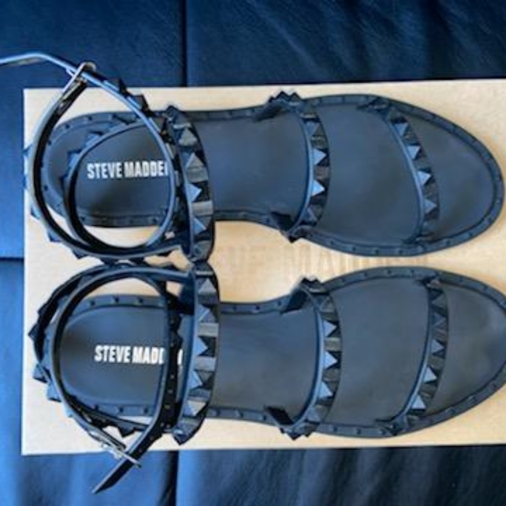 Steve madden sandals